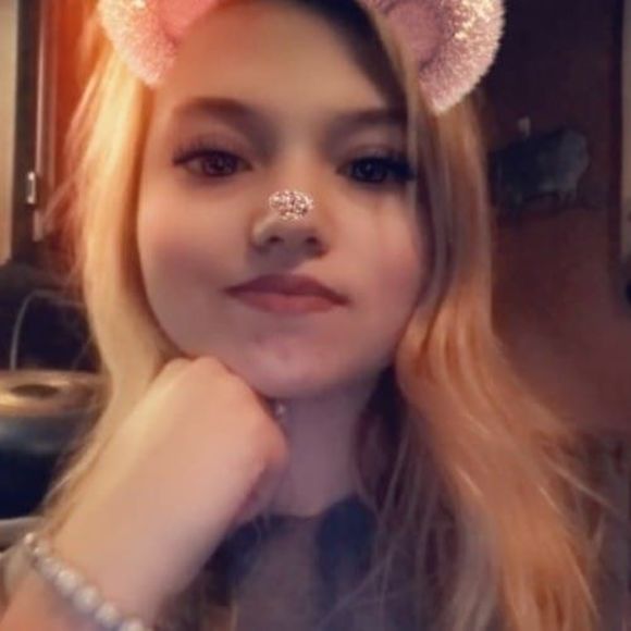 Meet your Posher, Willowmaryann - Picture 1 of 1